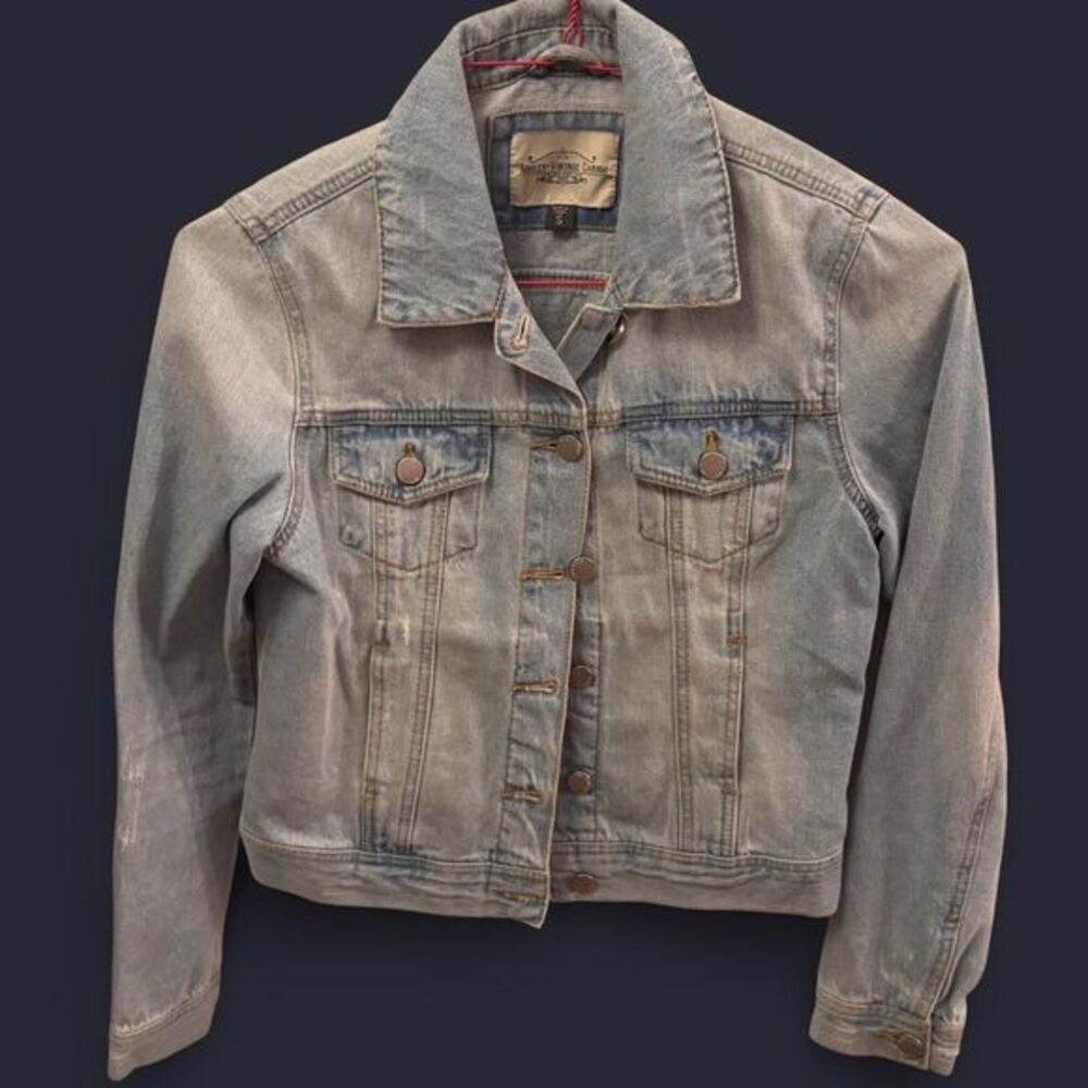 Denim Jean Jacket - size women’s small